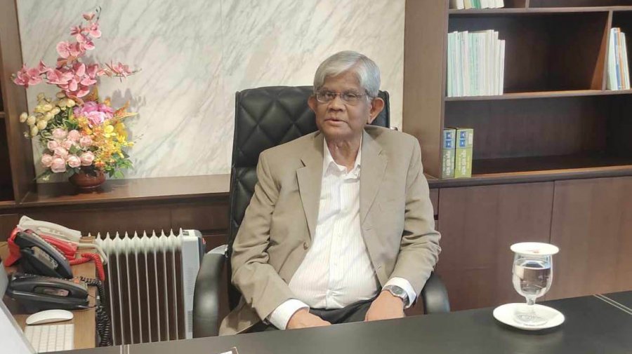 সরকারি কোনও জমি আর প্রতীকী মূল্যে নয়: অর্থ উপদেষ্টা