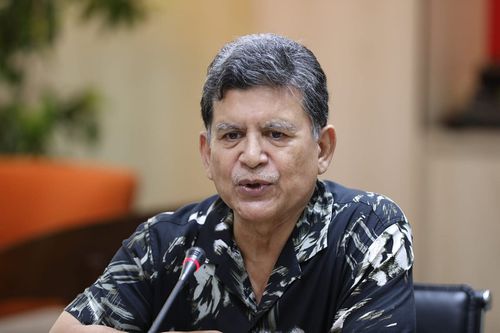অনিশ্চয়তার অবসান না হলে সংকট বাড়বে