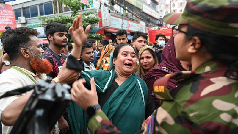 মিরপুরে আগুনে নিহতের সংখ্যা বেড়ে ১৬
