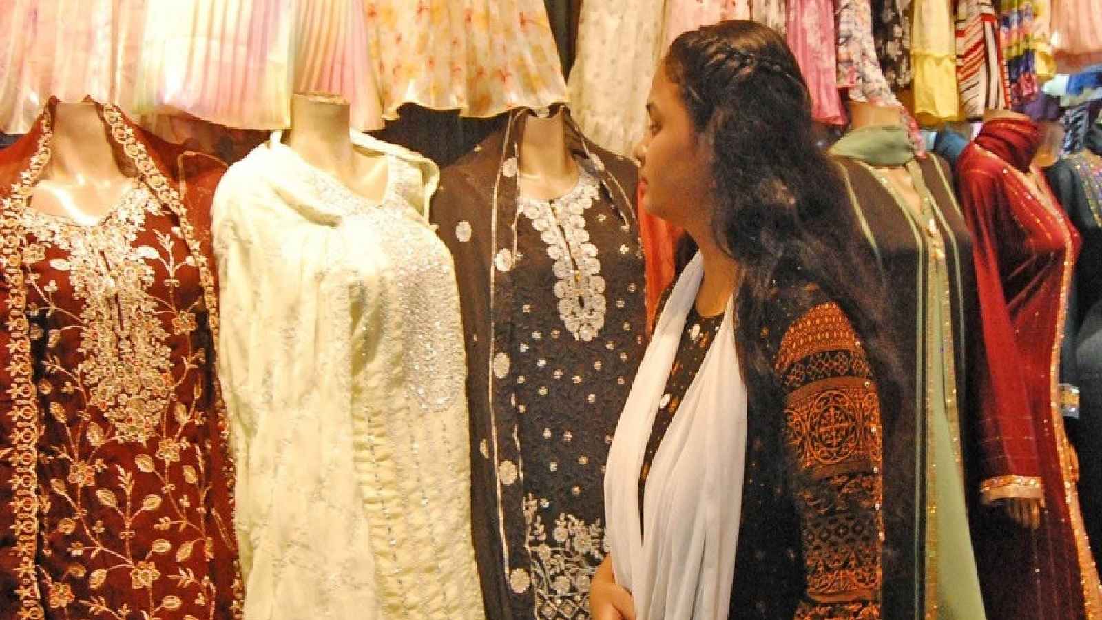 ঈদুল আজহা উপলক্ষে রাত ১০টা পর্যন্ত খোলা থাকবে দোকানপাট